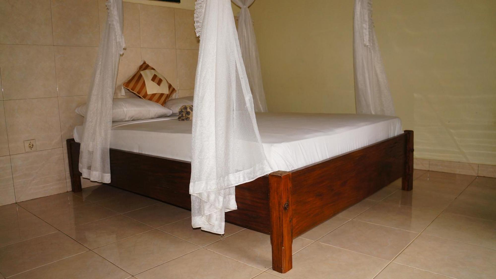 Rumahku Homestay Amed Buitenkant foto