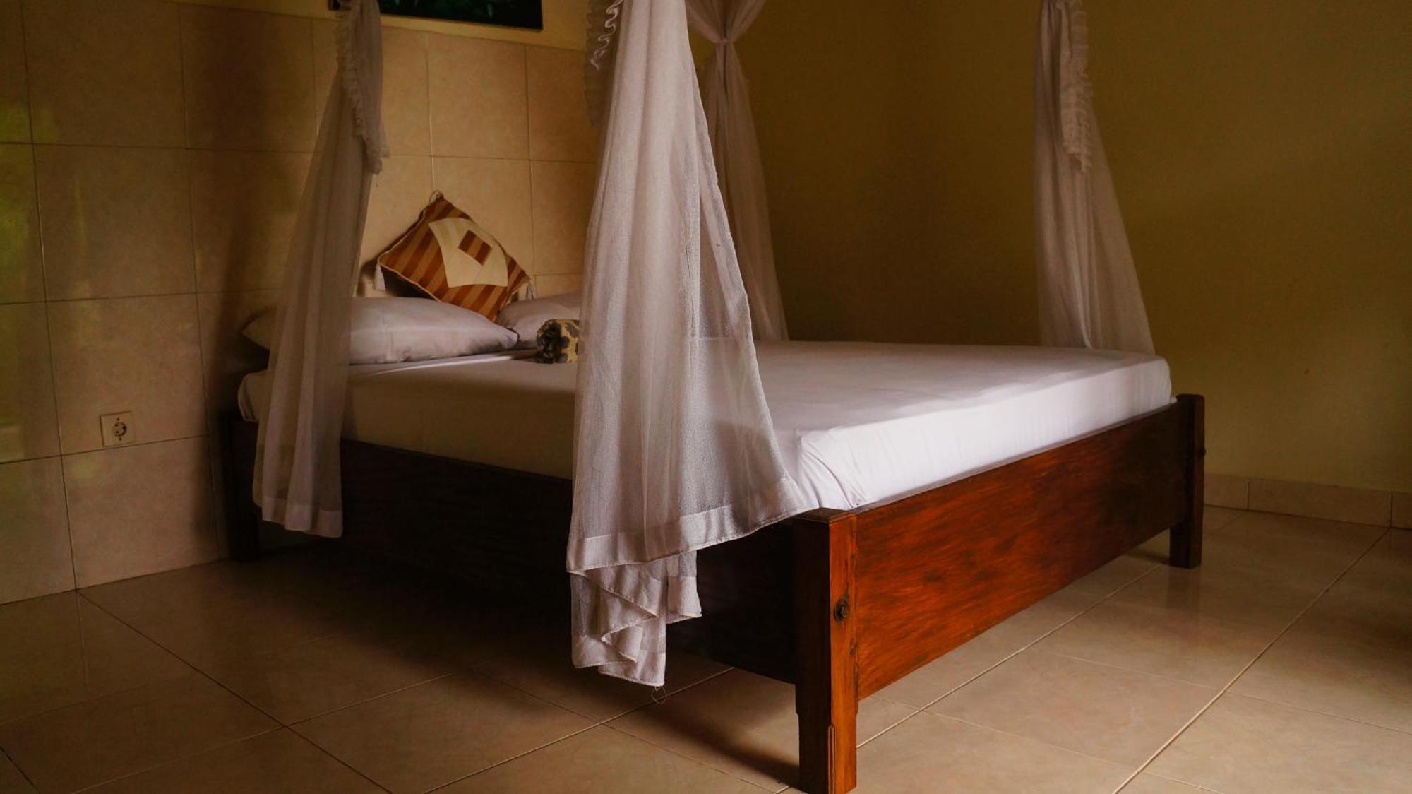 Rumahku Homestay Amed Buitenkant foto