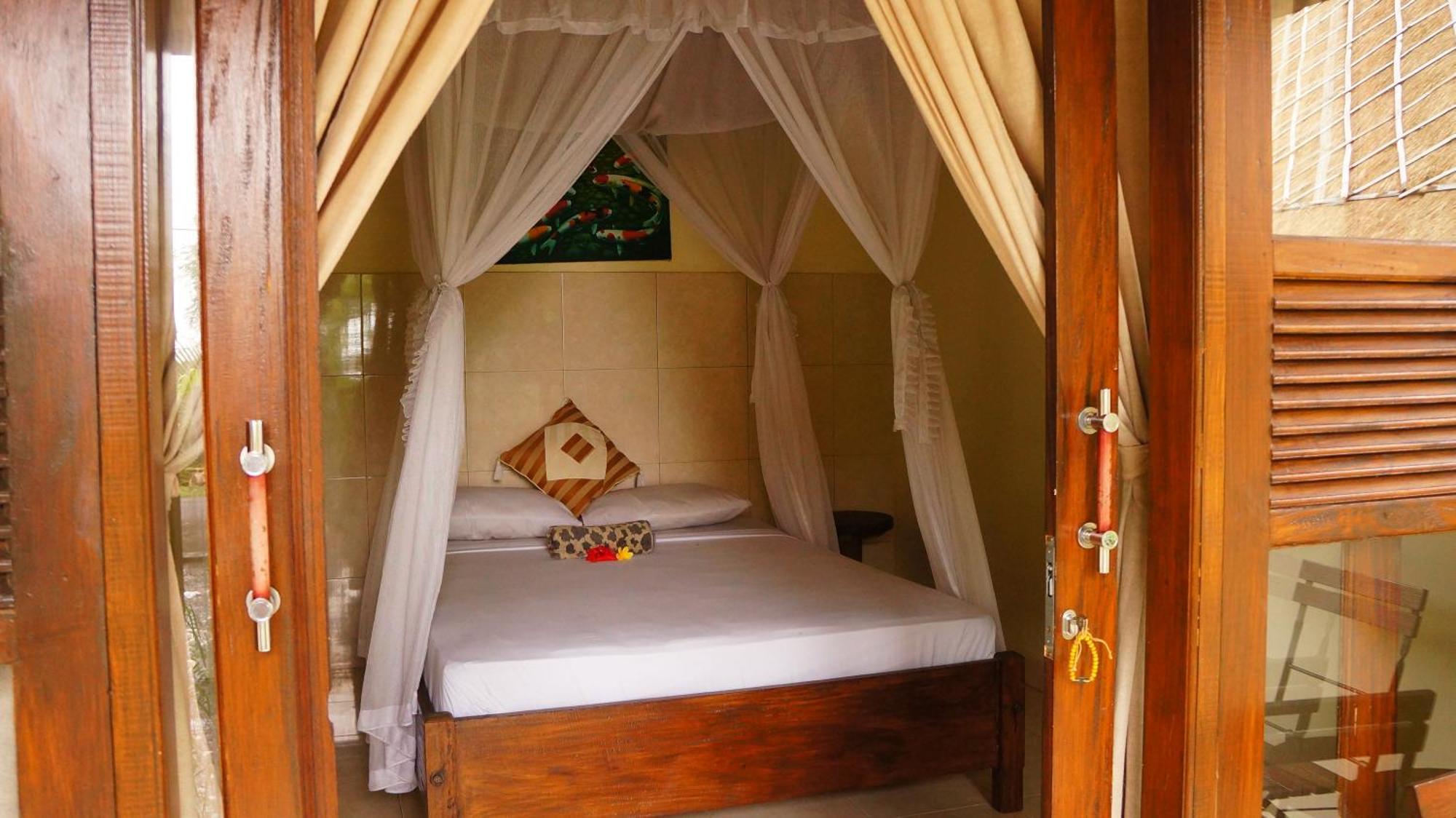Rumahku Homestay Amed Buitenkant foto